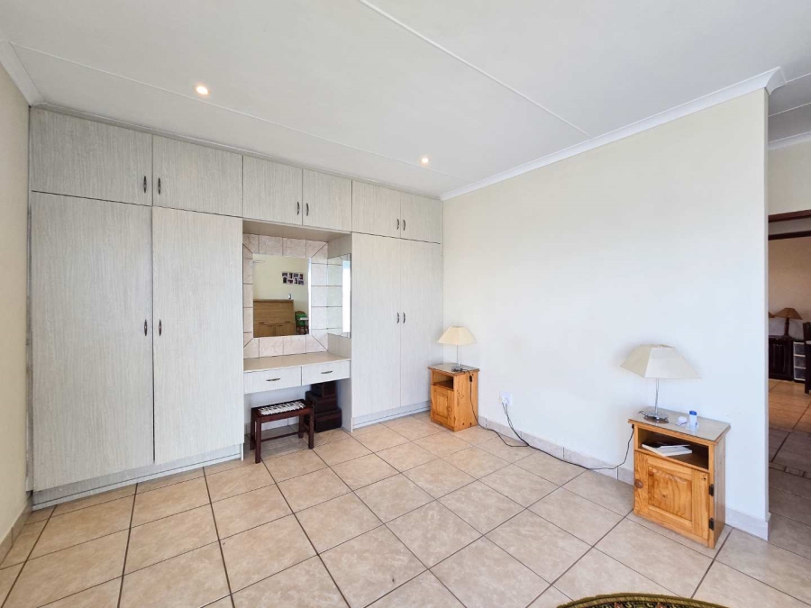 3 Bedroom Property for Sale in Stilbaai Wes Western Cape